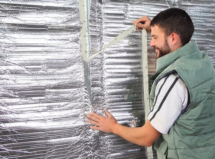 Gebruik plakstrook ISO Alu-Air isolatiefolie